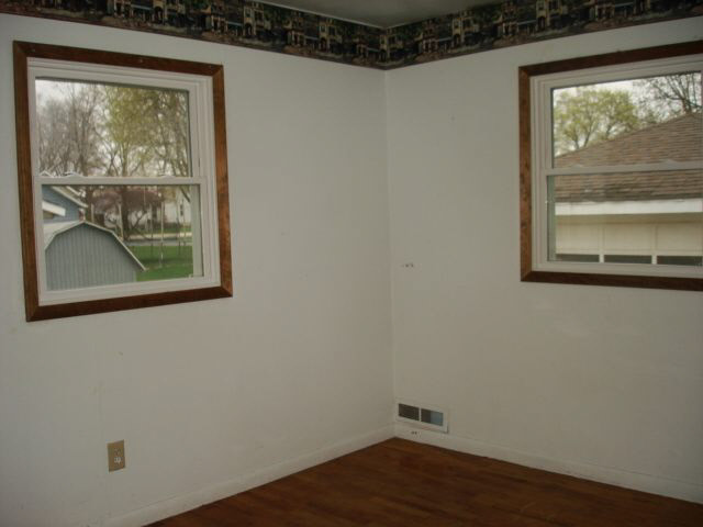 305 Spring Street Fremont, IN 46737 - Photo 7 of 9