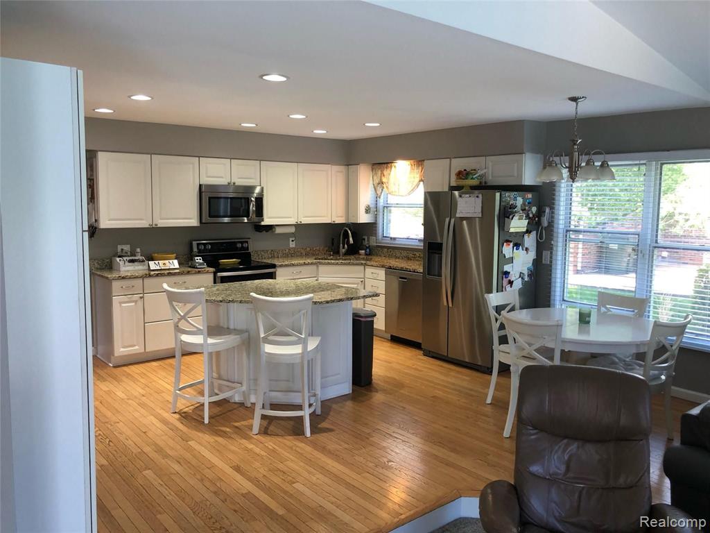 3439 Vardon Drive Rochester Hills, MI 48307 - Photo 13 of 21