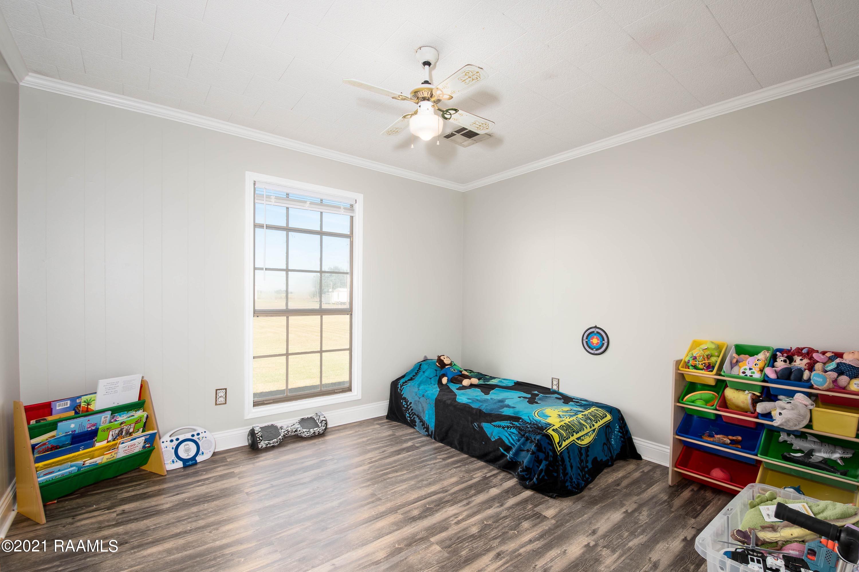 5512 Smith Road New Iberia, LA 70560 - Photo 8 of 14 9_Bedroom-1