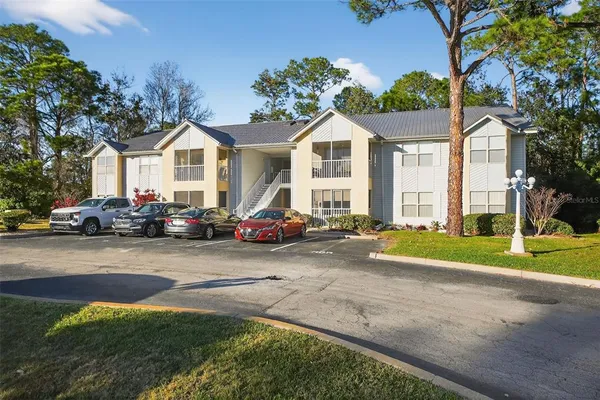 $175,500 | 101 Bent Tree Drive, Unit 5, Daytona Beach, FL 32114
