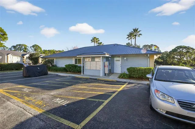 $175,500 | 101 Bent Tree Drive, Unit 5, Daytona Beach, FL 32114