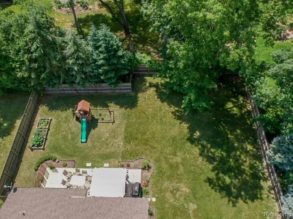 2320 Longview Avenue Rochester Hills, MI 48307 - Photo 23 of 25