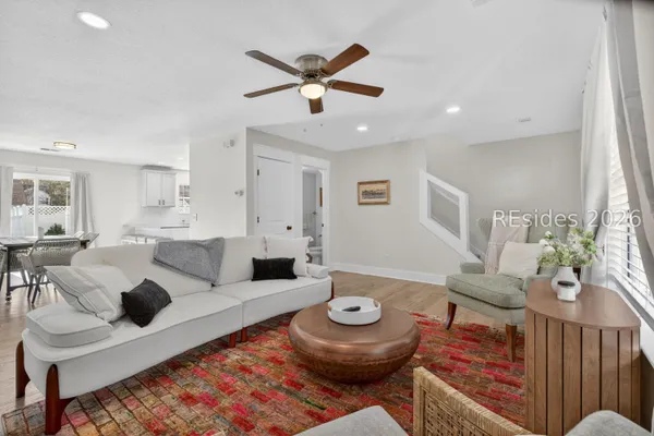 $2,800 | 225 University Parkway, Bluffton, SC 29909