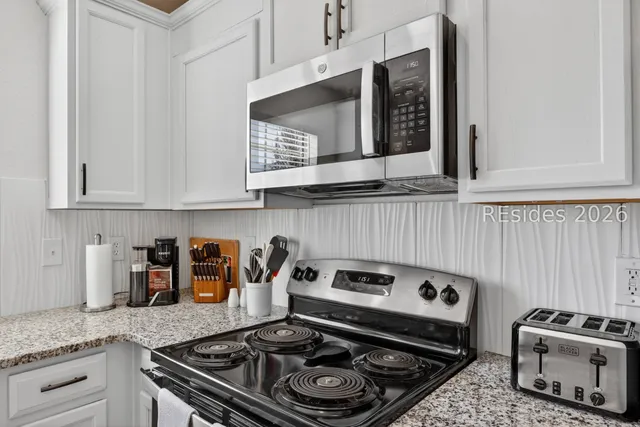 $3,000 | 225 University Parkway, Bluffton, SC 29909