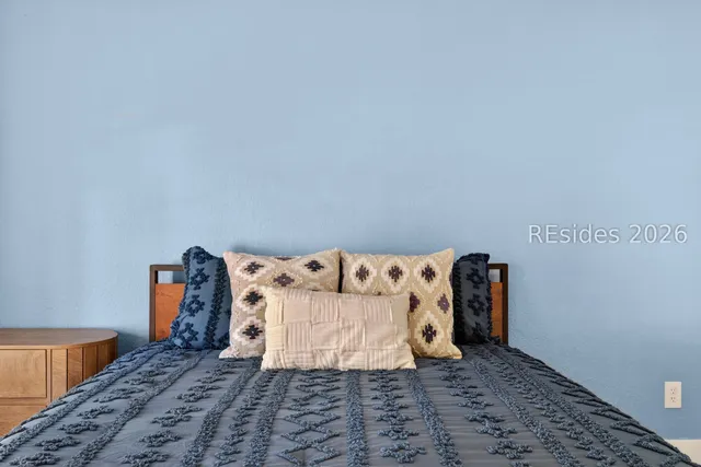 $3,000 | 225 University Parkway, Bluffton, SC 29909