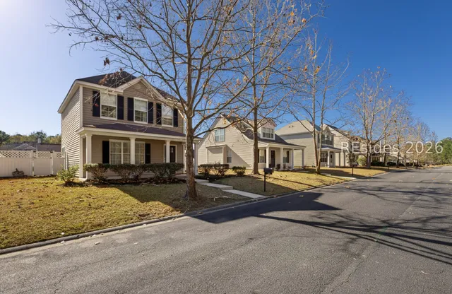 $3,000 | 225 University Parkway, Bluffton, SC 29909