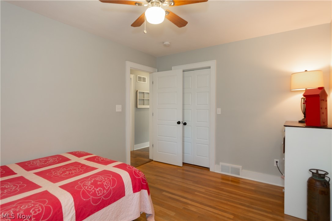 4050 Story Road Fairview Park, OH 44126 - Photo 12 of 35