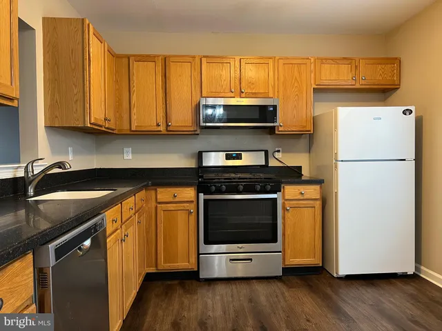 $2,800 | 174 Birch Hollow Drive, Bordentown, NJ 08505