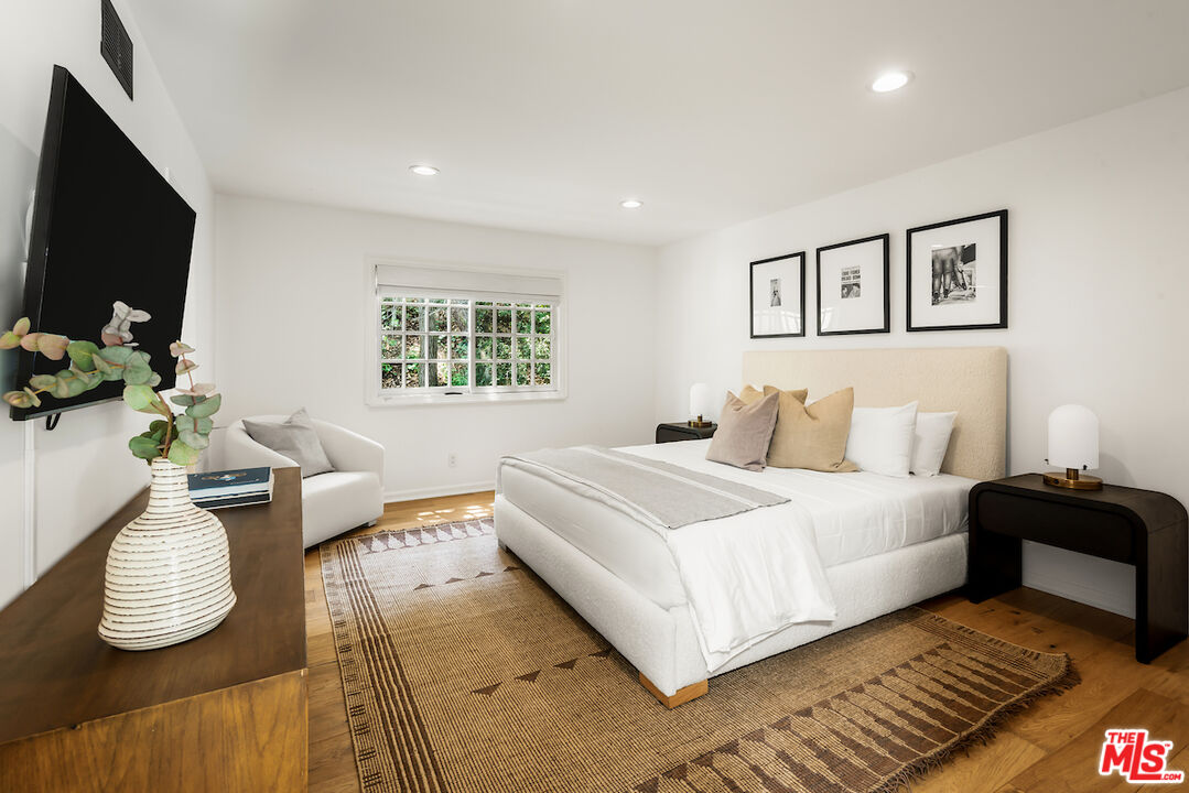 2572 Hutton Drive Beverly Hills, CA 90210 - Photo 26 of 40