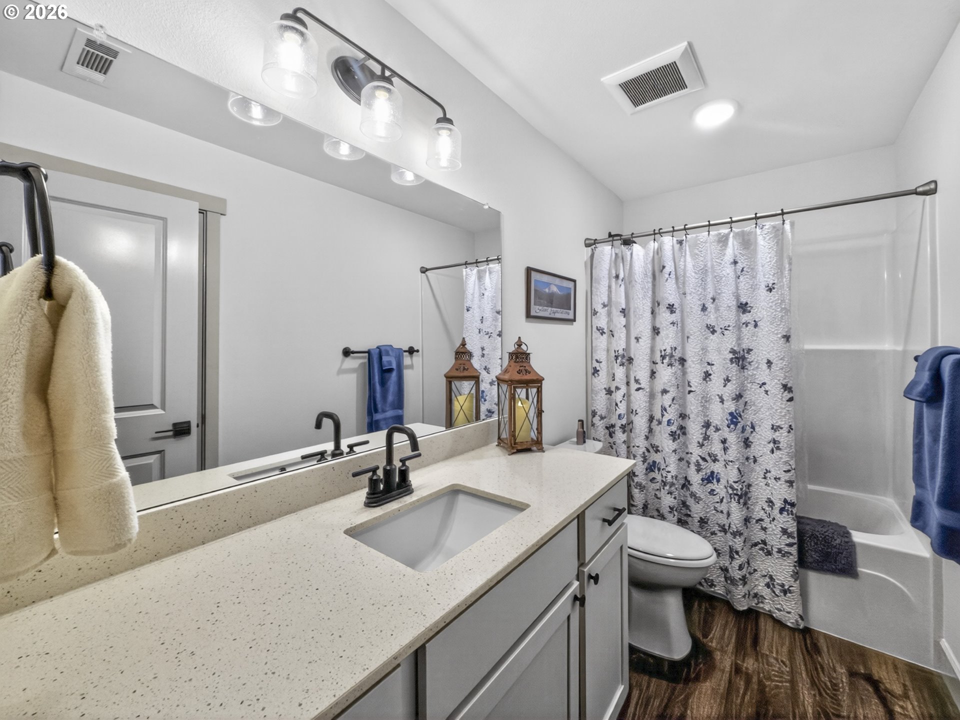 433 Taft Street Umatilla, OR 97882 - Photo 20 of 41 Bathroom