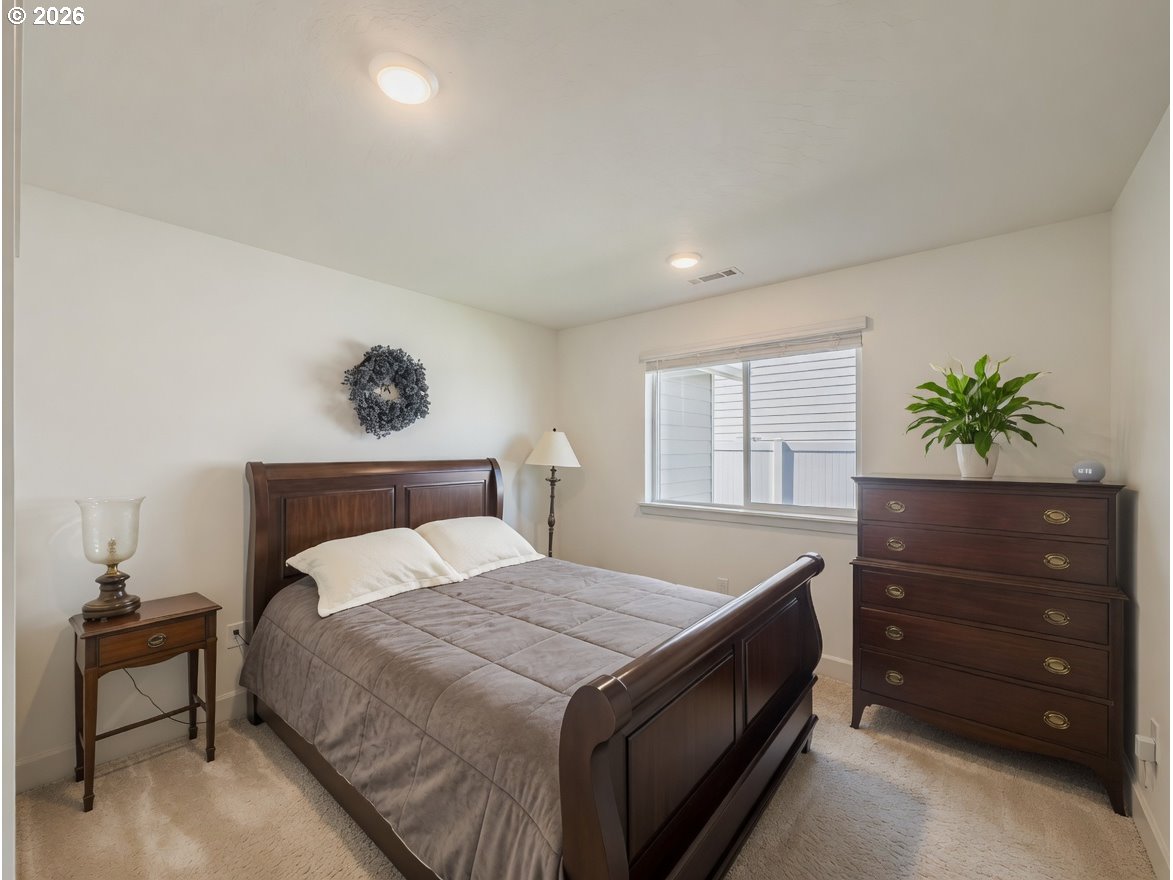 433 Taft Street Umatilla, OR 97882 - Photo 22 of 41 Bedroom