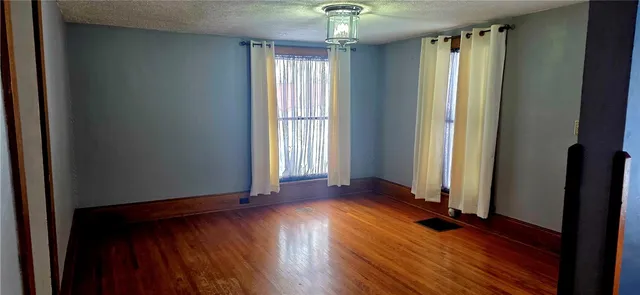 $184,900 | 4 Park Road West, Castile, NY 14427