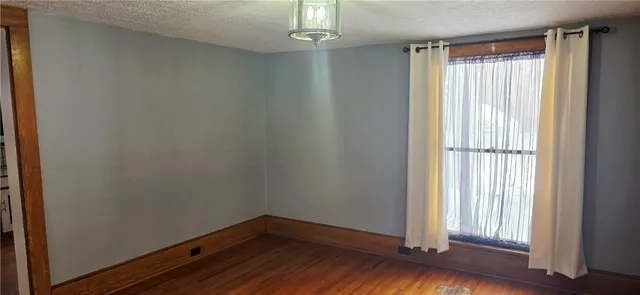 $184,900 | 4 Park Road West, Castile, NY 14427