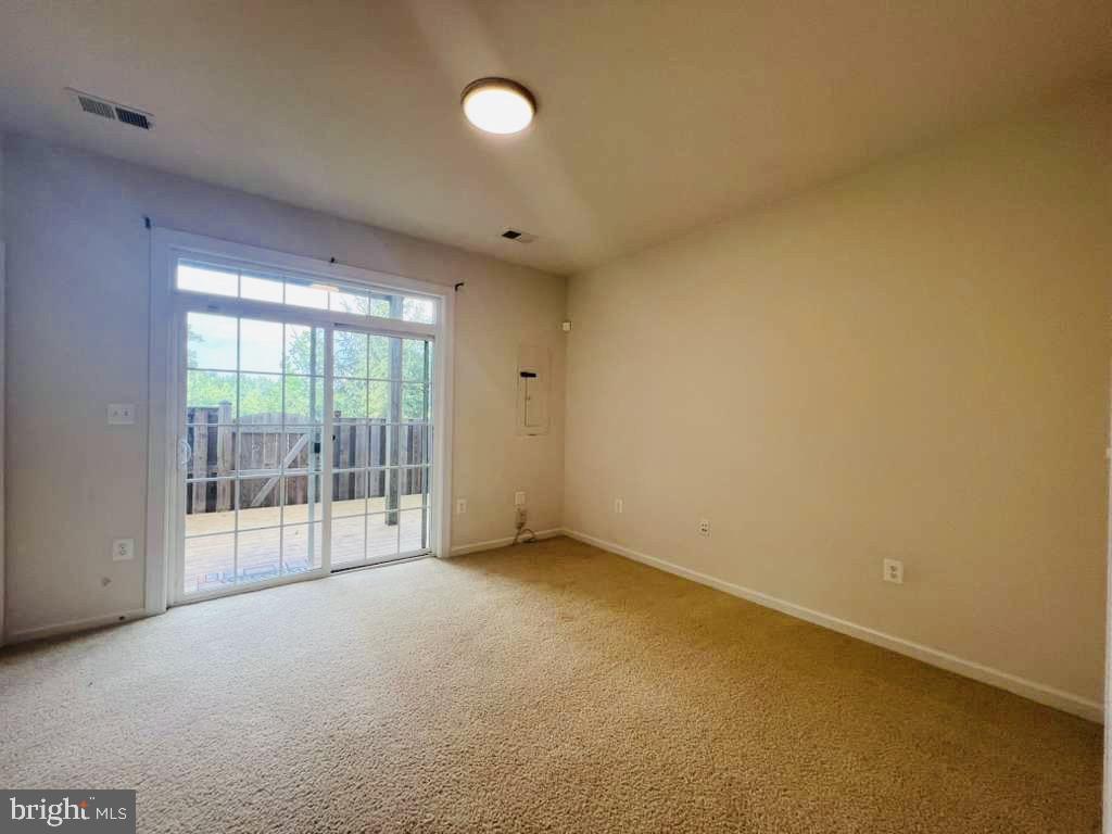 7440 Riding Meadow Way Manassas, VA 20111 - Photo 20 of 24 Gallery Image 20