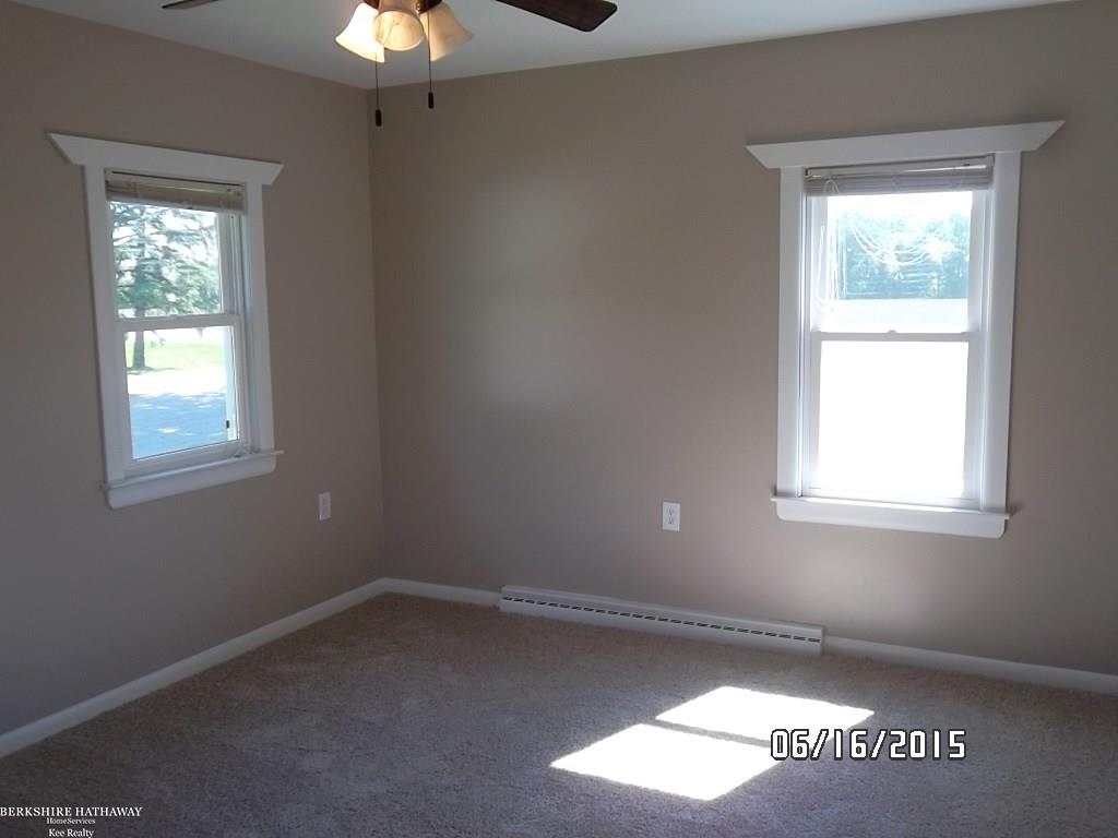 3627 Vincent Road North Street, MI 48049 - Photo 15 of 25 31273736-14.JPG