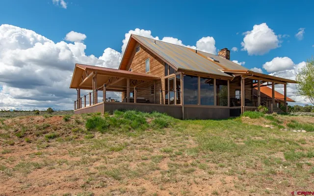 $1,374,900 | 830 Tiyoweh Trail, Montrose, CO 81403
