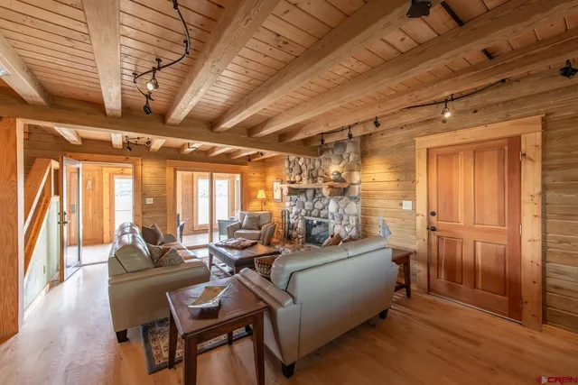 $1,374,900 | 830 Tiyoweh Trail, Montrose, CO 81403