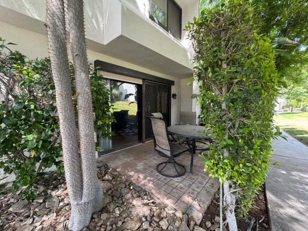 $2,500 | 48728 Desert Flower Drive, Palm Desert, CA 92260