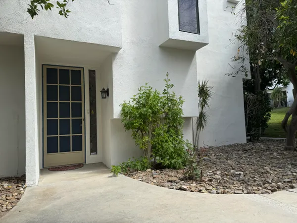 $2,500 | 48728 Desert Flower Drive, Palm Desert, CA 92260