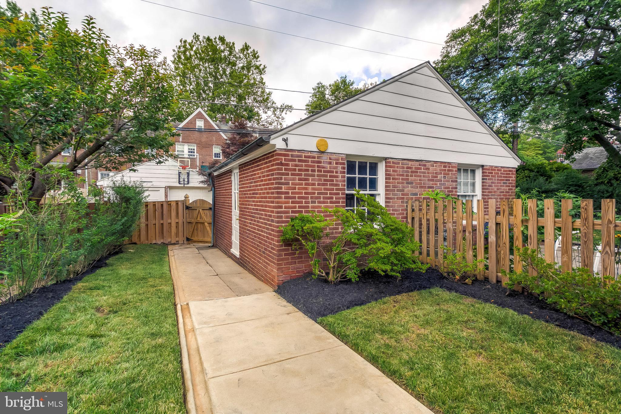 225 Murdock Road Baltimore, MD 21212 - Photo 33 of 42 Private Backyard
