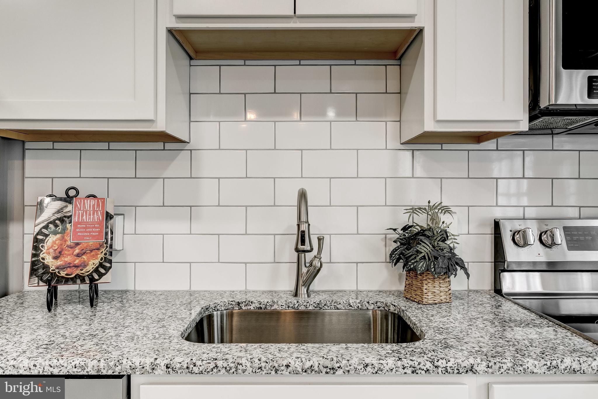 225 Murdock Road Baltimore, MD 21212 - Photo 8 of 42