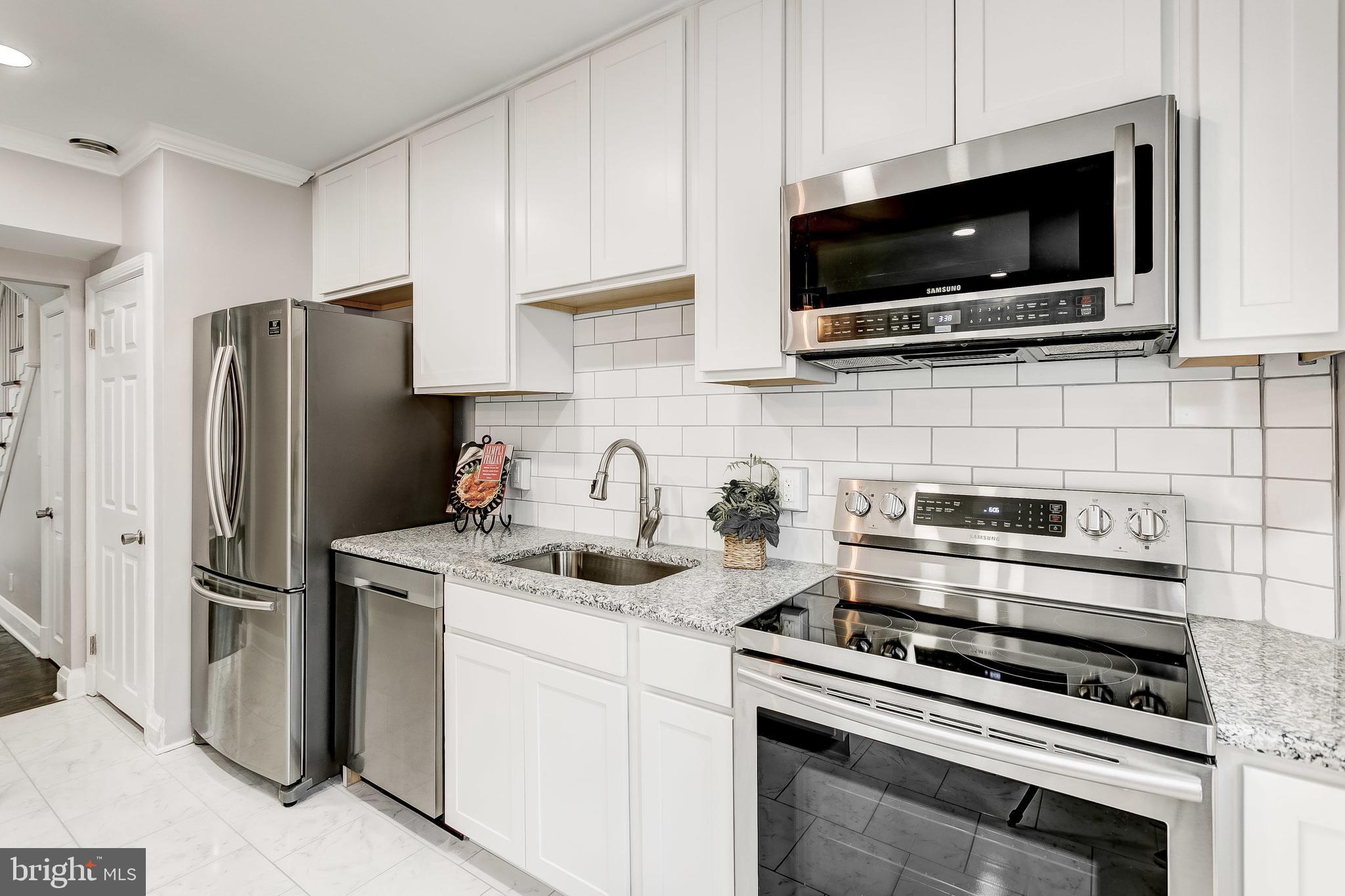 225 Murdock Road Baltimore, MD 21212 - Photo 9 of 42 Bonus Large Pantry in this Updated Kitchen!