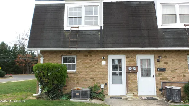 $2,600 | 2 Briar Mills Drive, Brick, NJ 08724