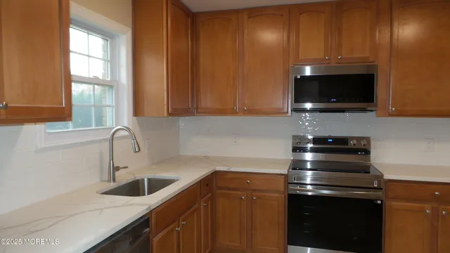 $2,600 | 2 Briar Mills Drive, Brick, NJ 08724