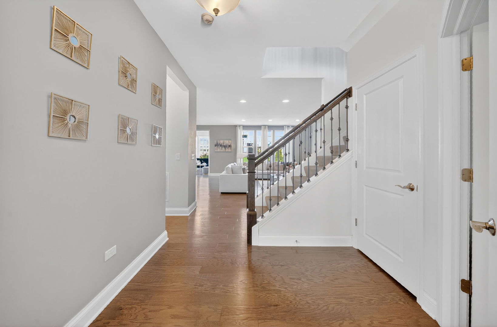 4319 Plantree Road Naperville, IL 60564 - Photo 4 of 69