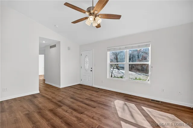 $279,900 | 48 Warner Lane, Lake Ozark, MO 65049