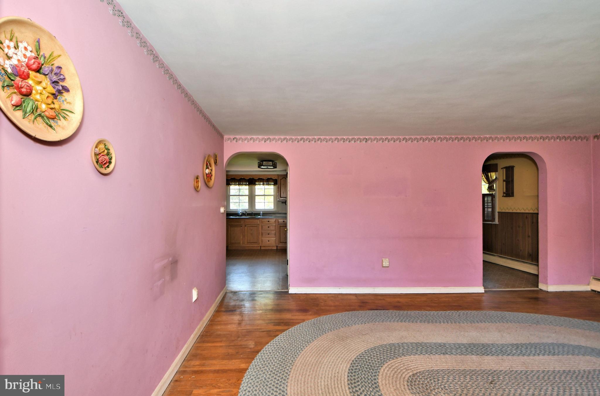 184 Church Road Chalfont, PA 18914 - Photo 3 of 32