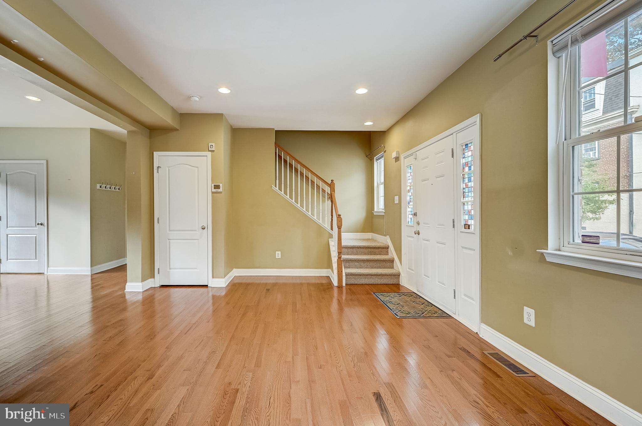 656 North 8th Street Philadelphia, PA 19123 - Photo 11 of 42