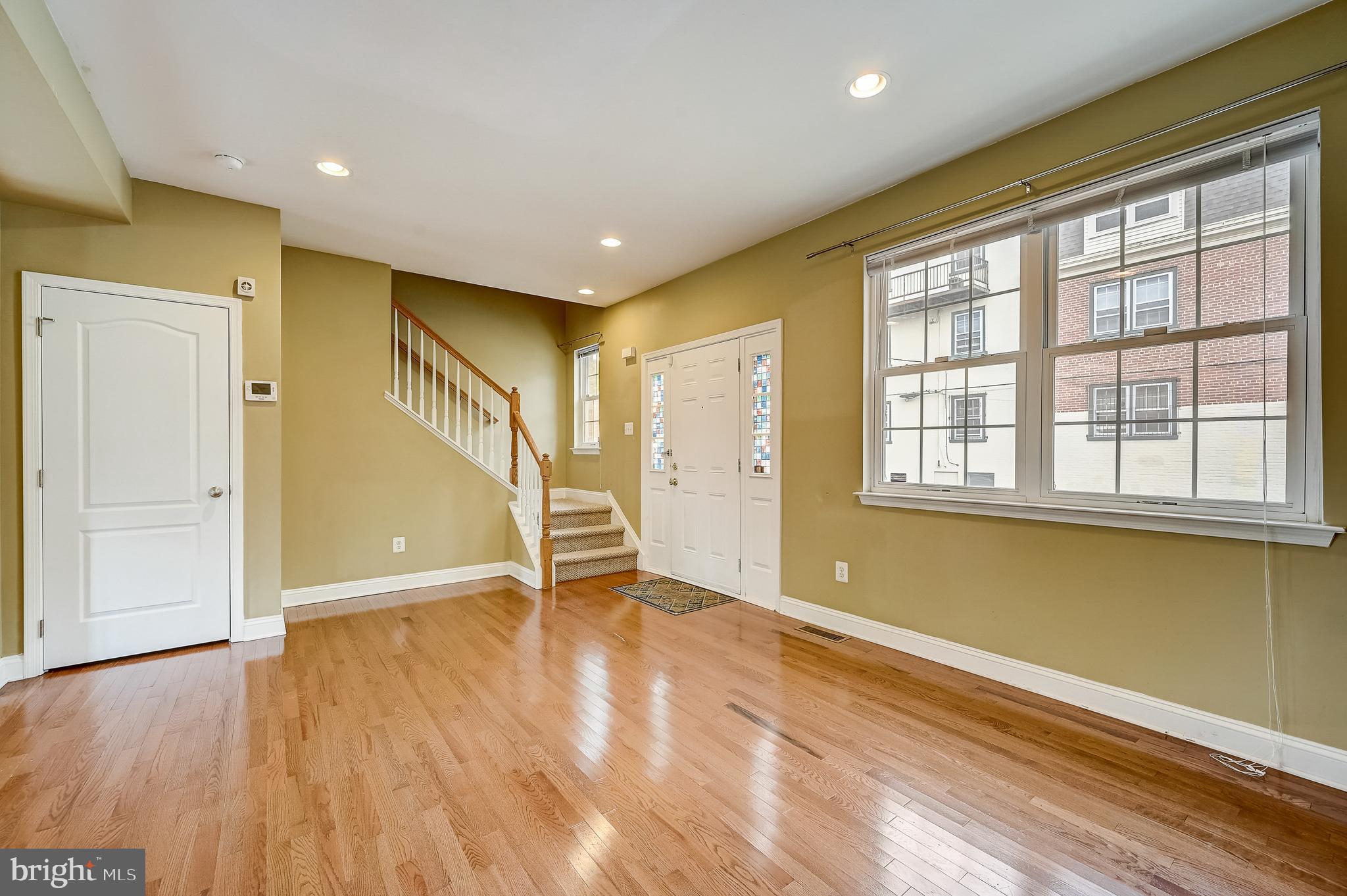 656 North 8th Street Philadelphia, PA 19123 - Photo 12 of 42