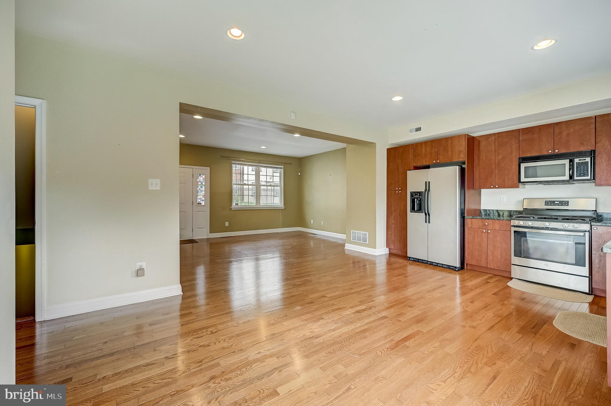 656 North 8th Street Philadelphia, PA 19123 - Photo 15 of 42