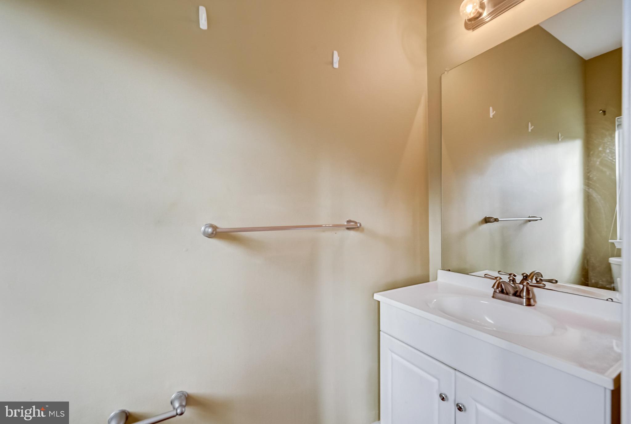 656 North 8th Street Philadelphia, PA 19123 - Photo 19 of 42