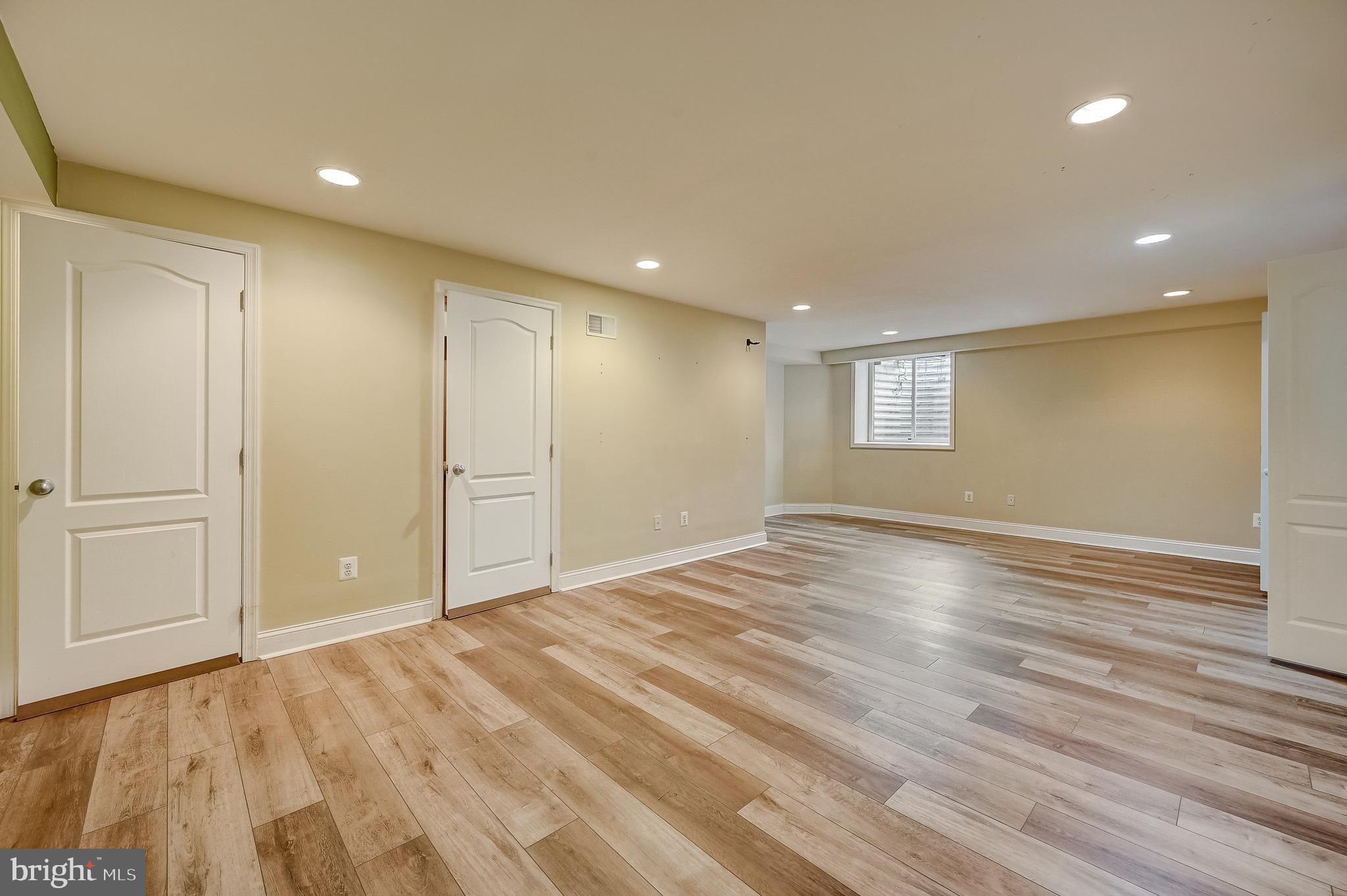 656 North 8th Street Philadelphia, PA 19123 - Photo 33 of 42