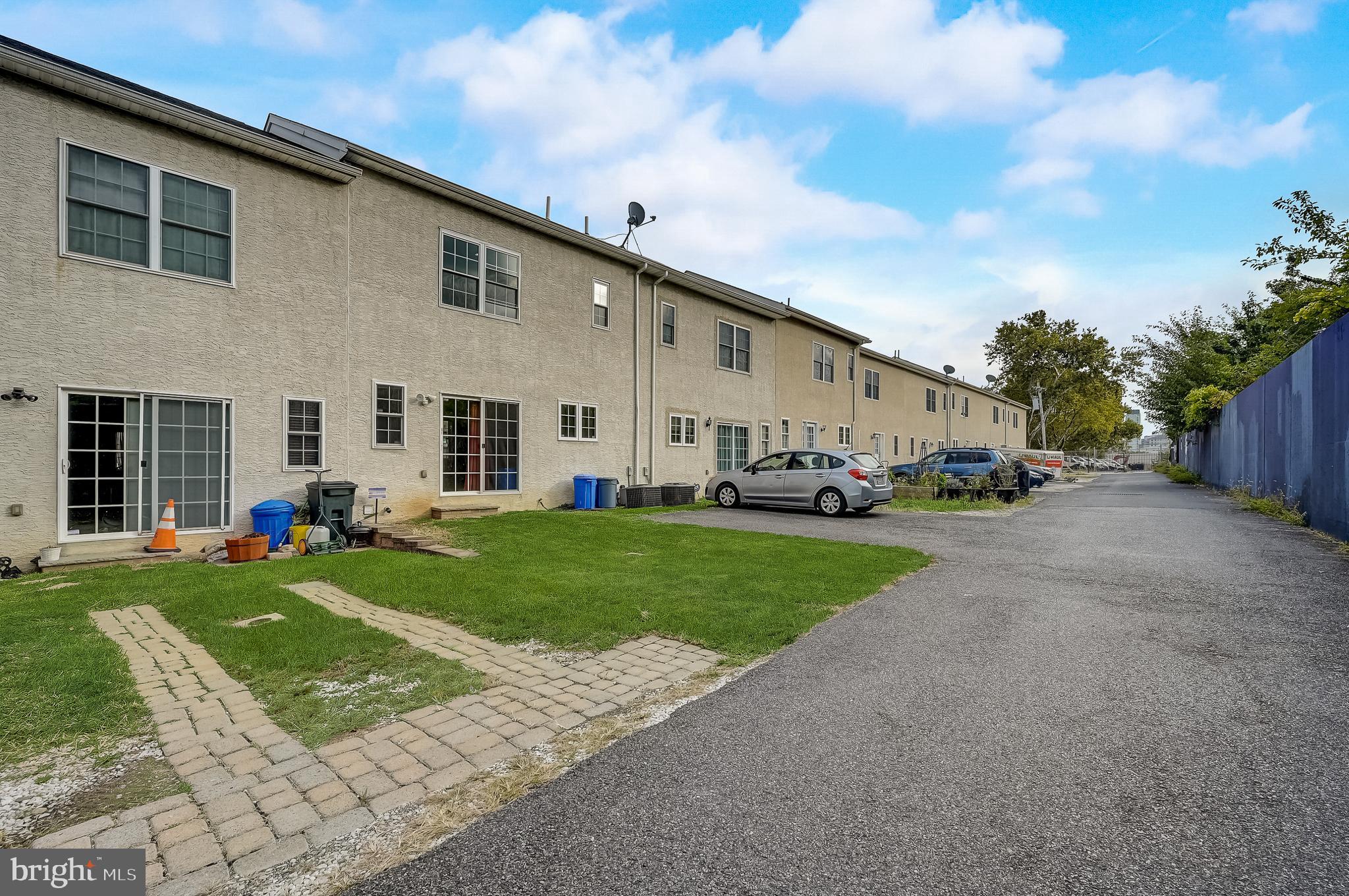 656 North 8th Street Philadelphia, PA 19123 - Photo 40 of 42