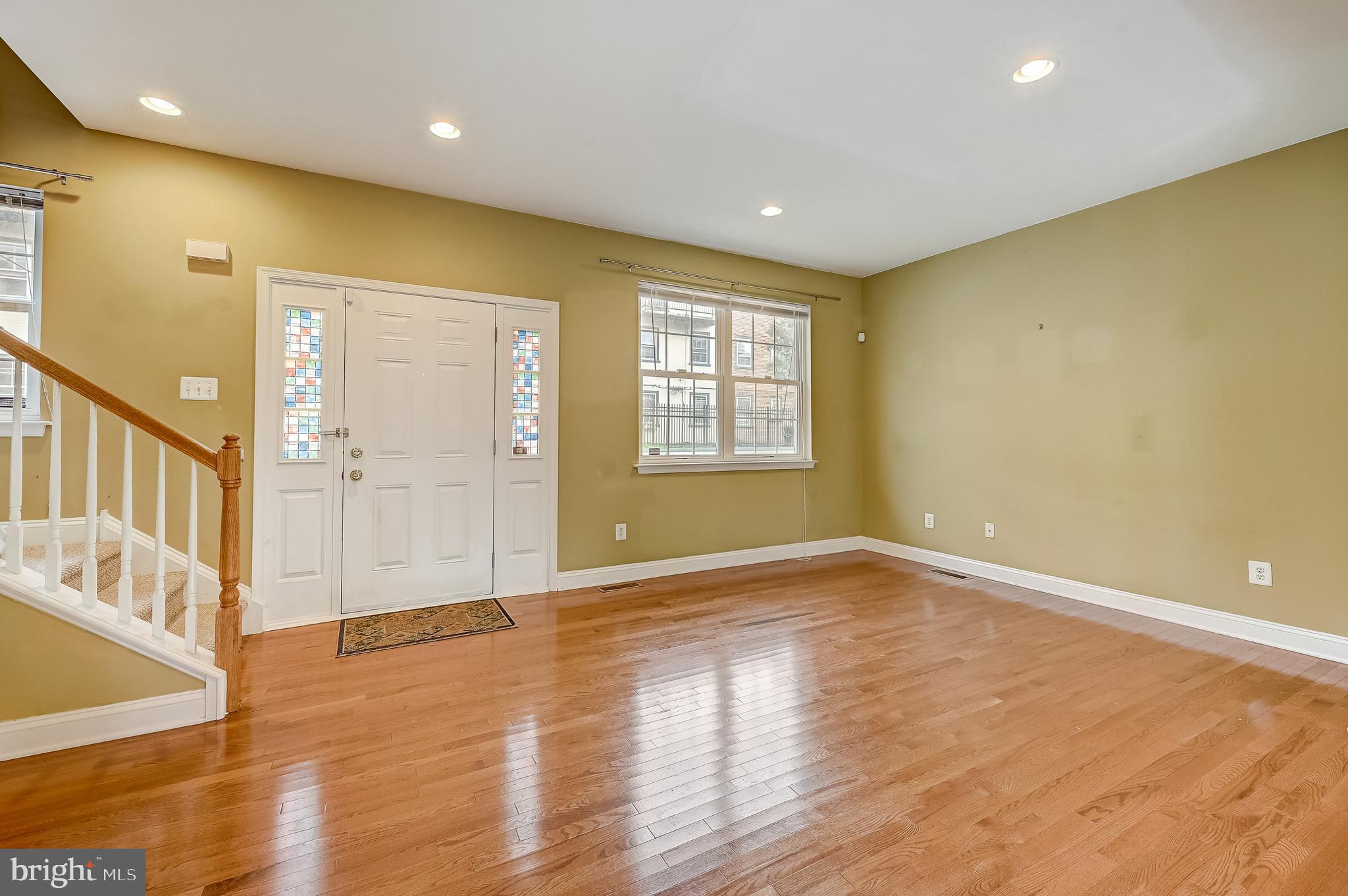 656 North 8th Street Philadelphia, PA 19123 - Photo 7 of 42