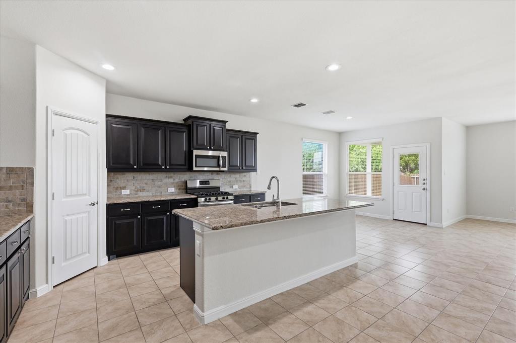 4312 Lost Creek Road Denton, TX 76210 - Photo 14 of 40