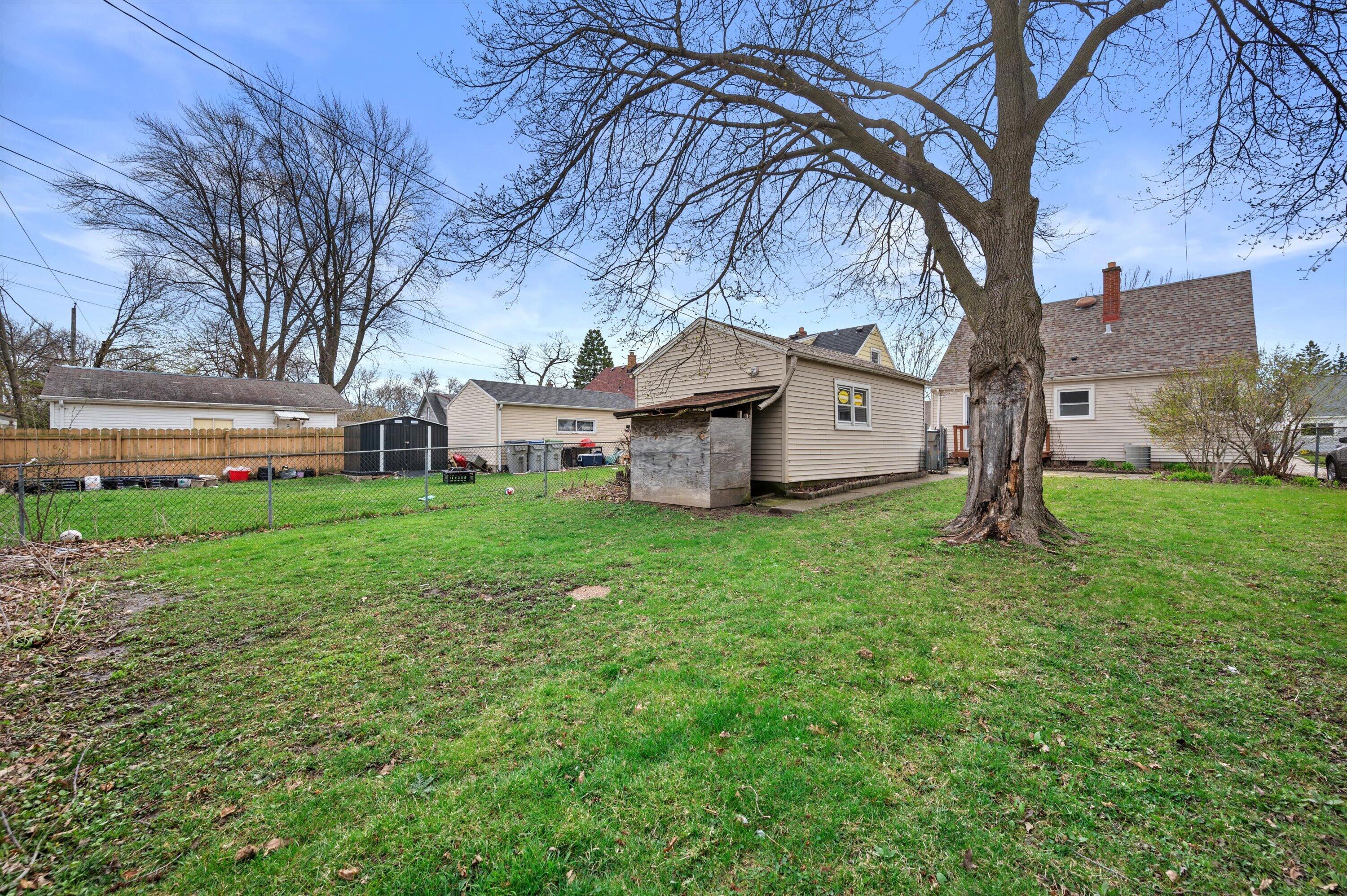 2744 South 71st Street Milwaukee, WI 53219 - Photo 23 of 23 Yard