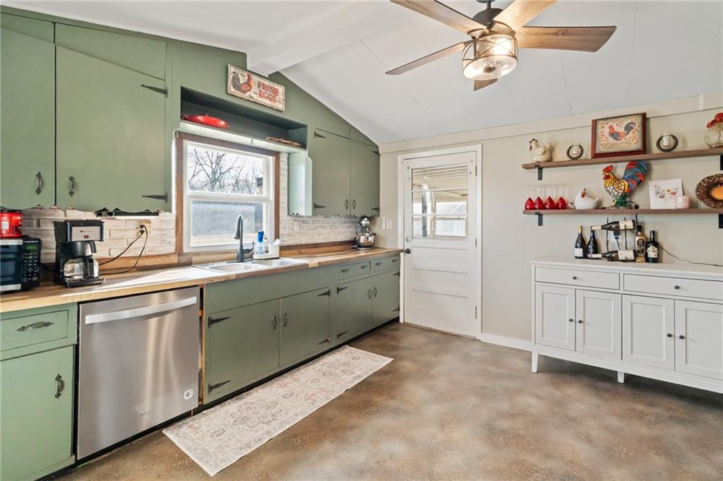 4931 Northwest Caldwell Road Kidder, MO 64649 - Photo 12 of 43