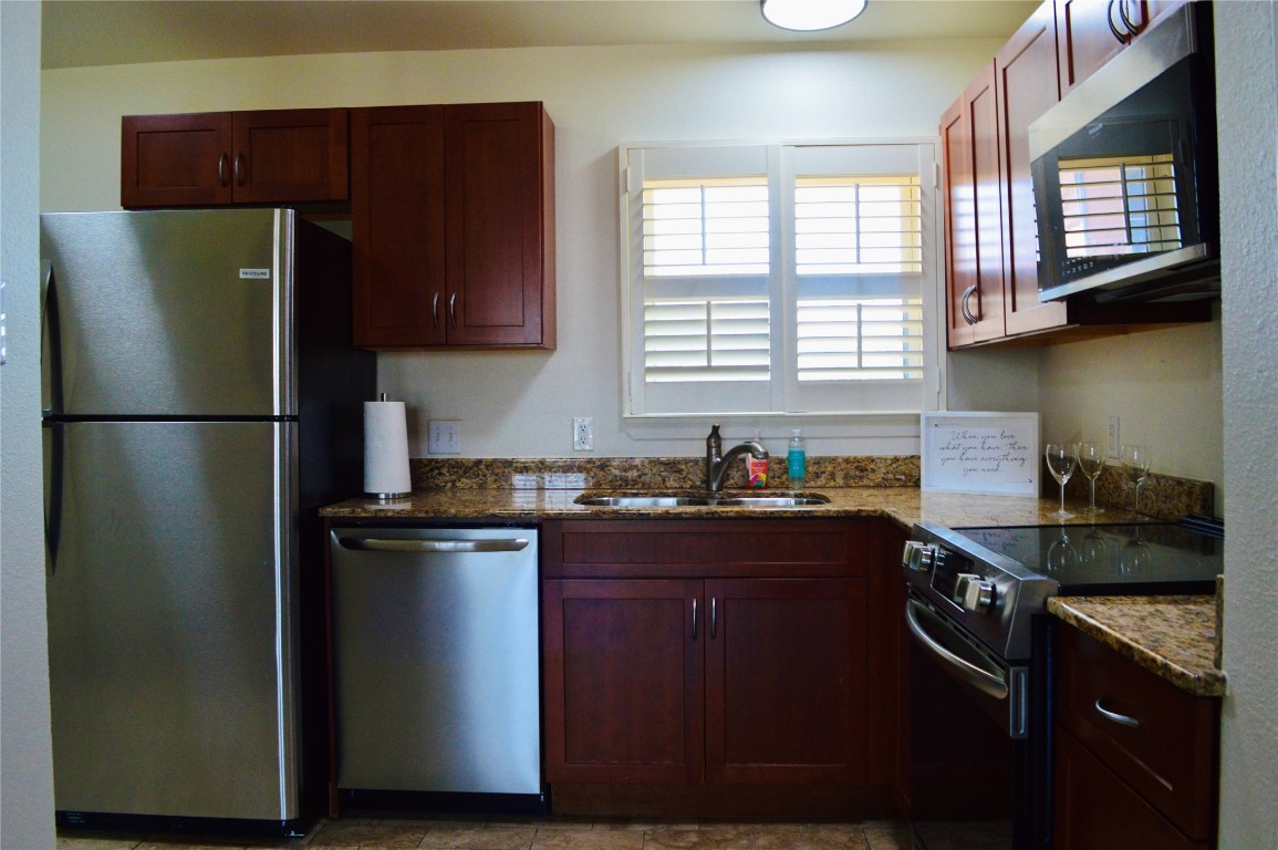 2703 Swisher Street, Unit 201A Austin, TX 78705 - Photo 7 of 20