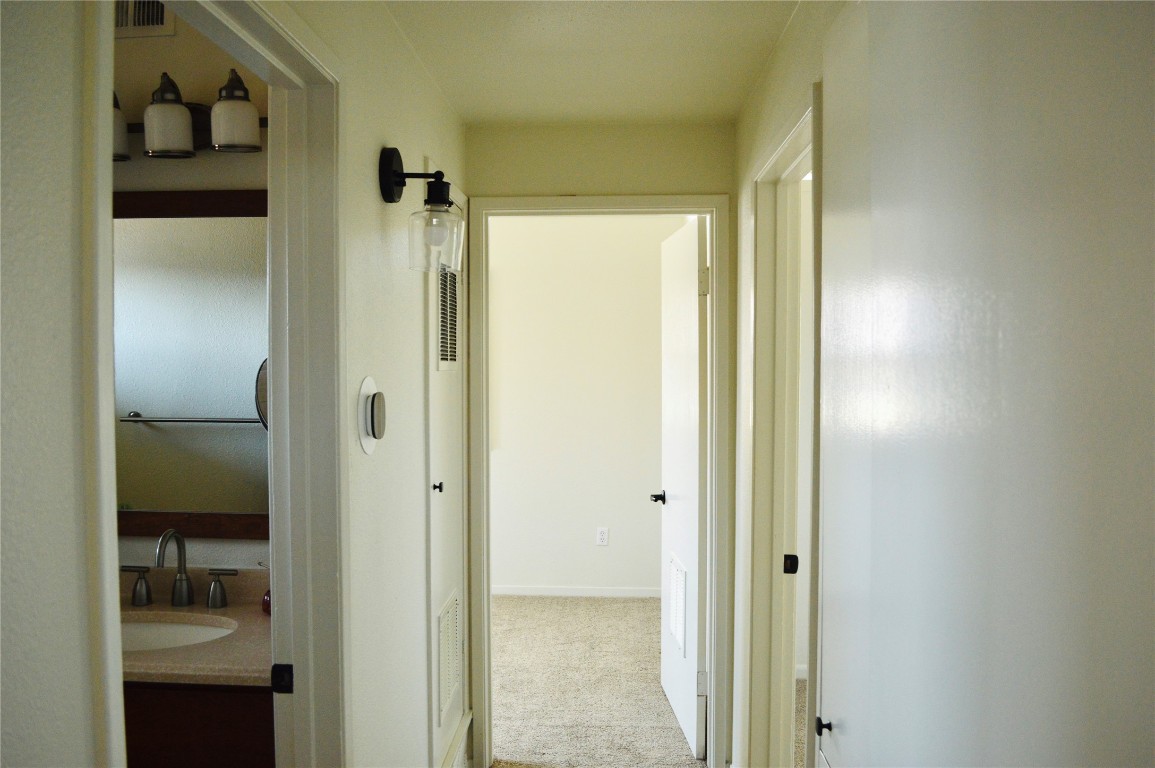 2703 Swisher Street, Unit 201A Austin, TX 78705 - Photo 10 of 20