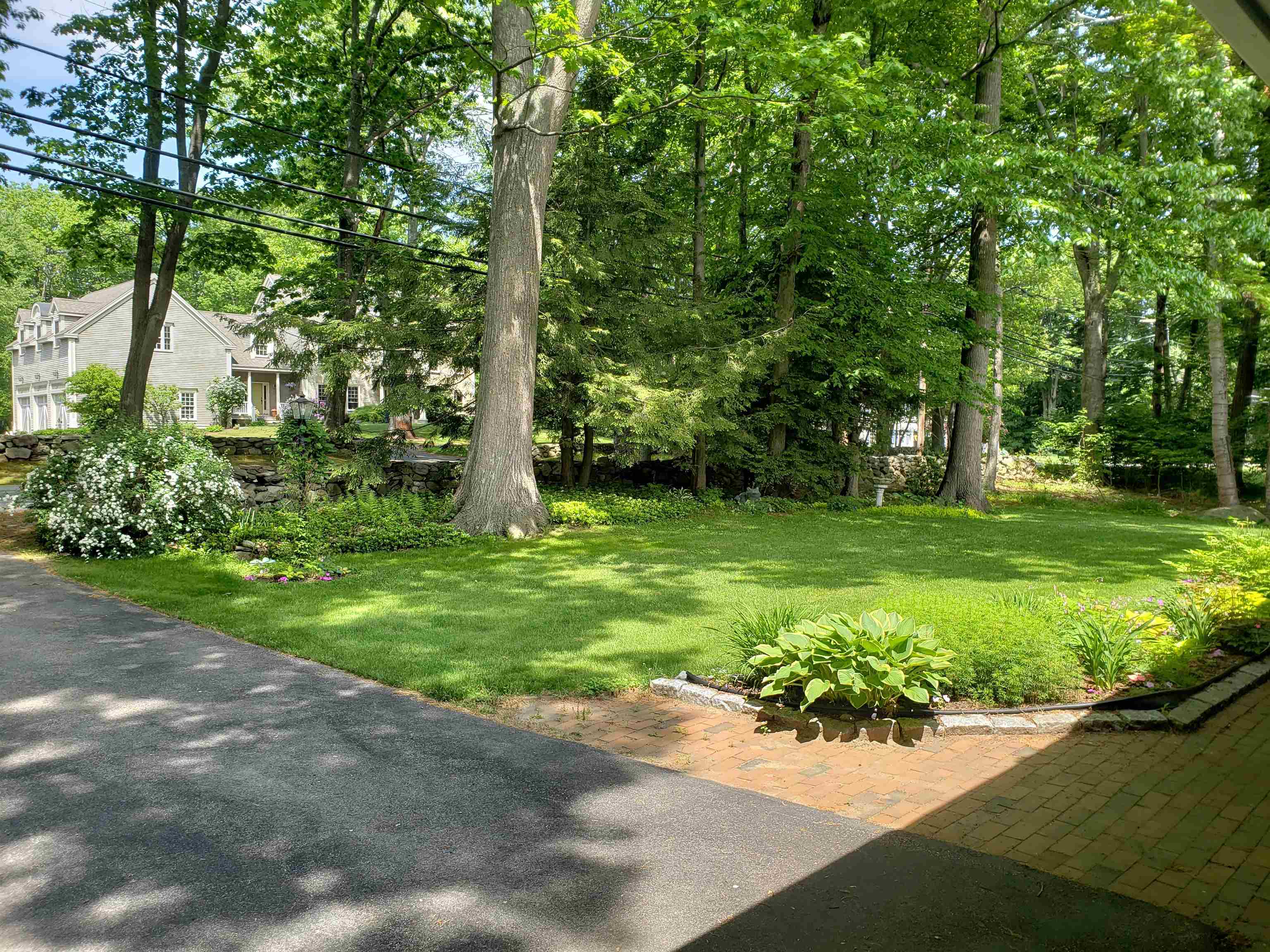 24 Chapel Road North Hampton, NH 03862 - Photo 2 of 28