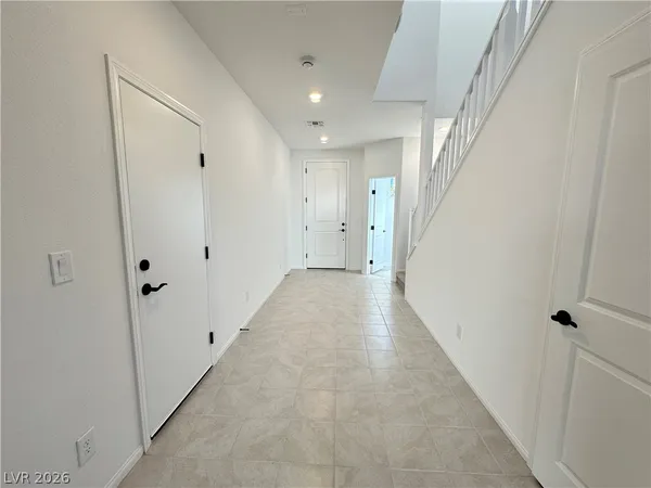 $2,450 | 7458 Lodano Avenue, Las Vegas, NV 89113