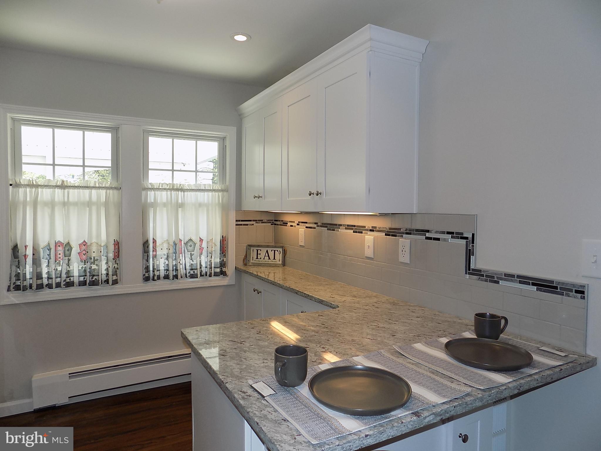 65 Ridge Lane Levittown, PA 19055 - Photo 8 of 24 Gallery Image 8