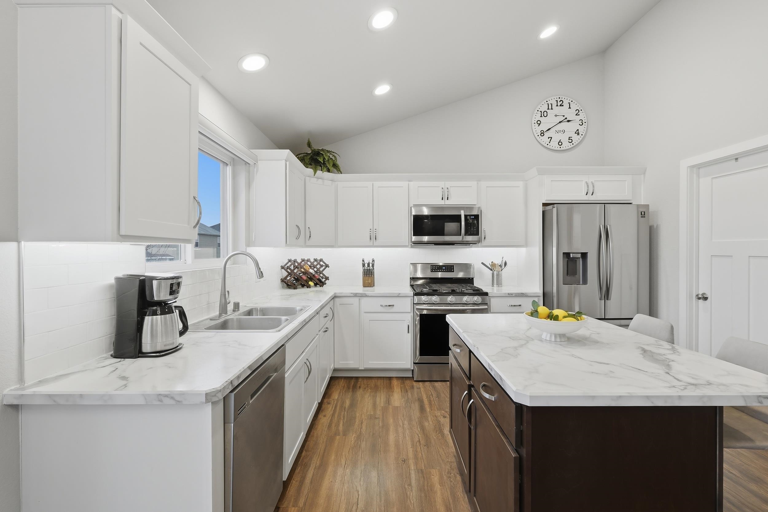 987 Griffin Way DeForest, WI 53532 - Photo 11 of 51