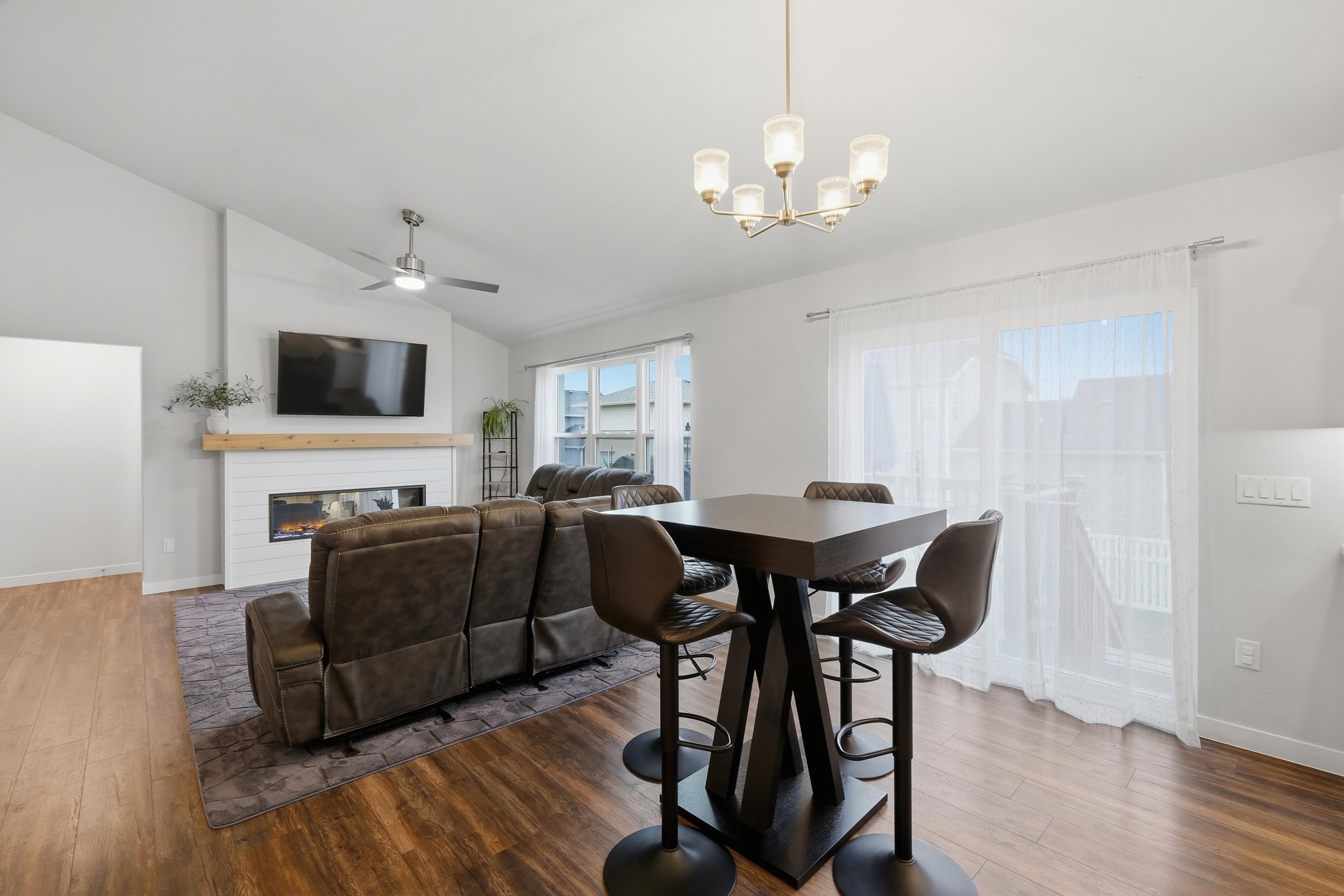 987 Griffin Way DeForest, WI 53532 - Photo 19 of 51