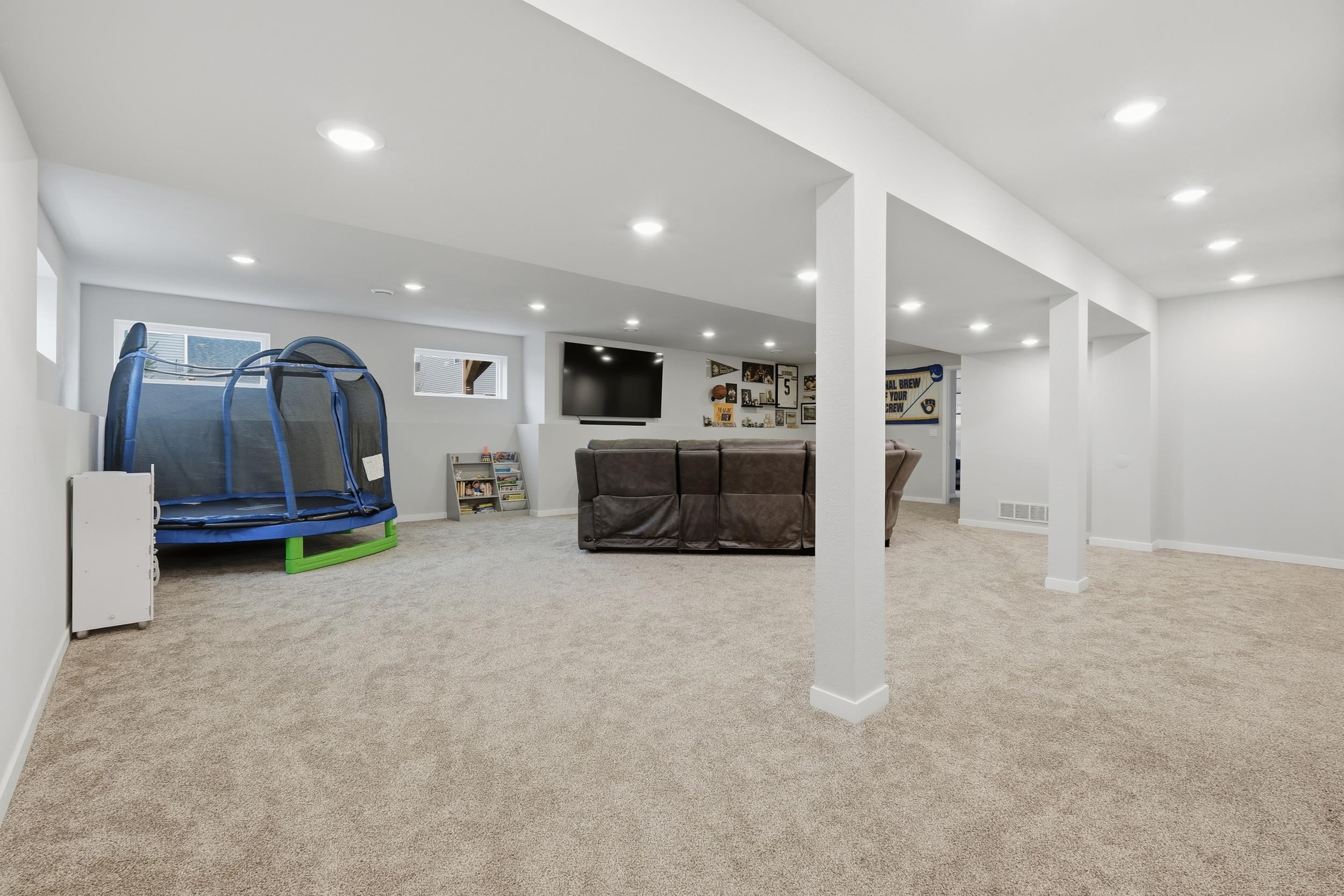 987 Griffin Way DeForest, WI 53532 - Photo 33 of 51