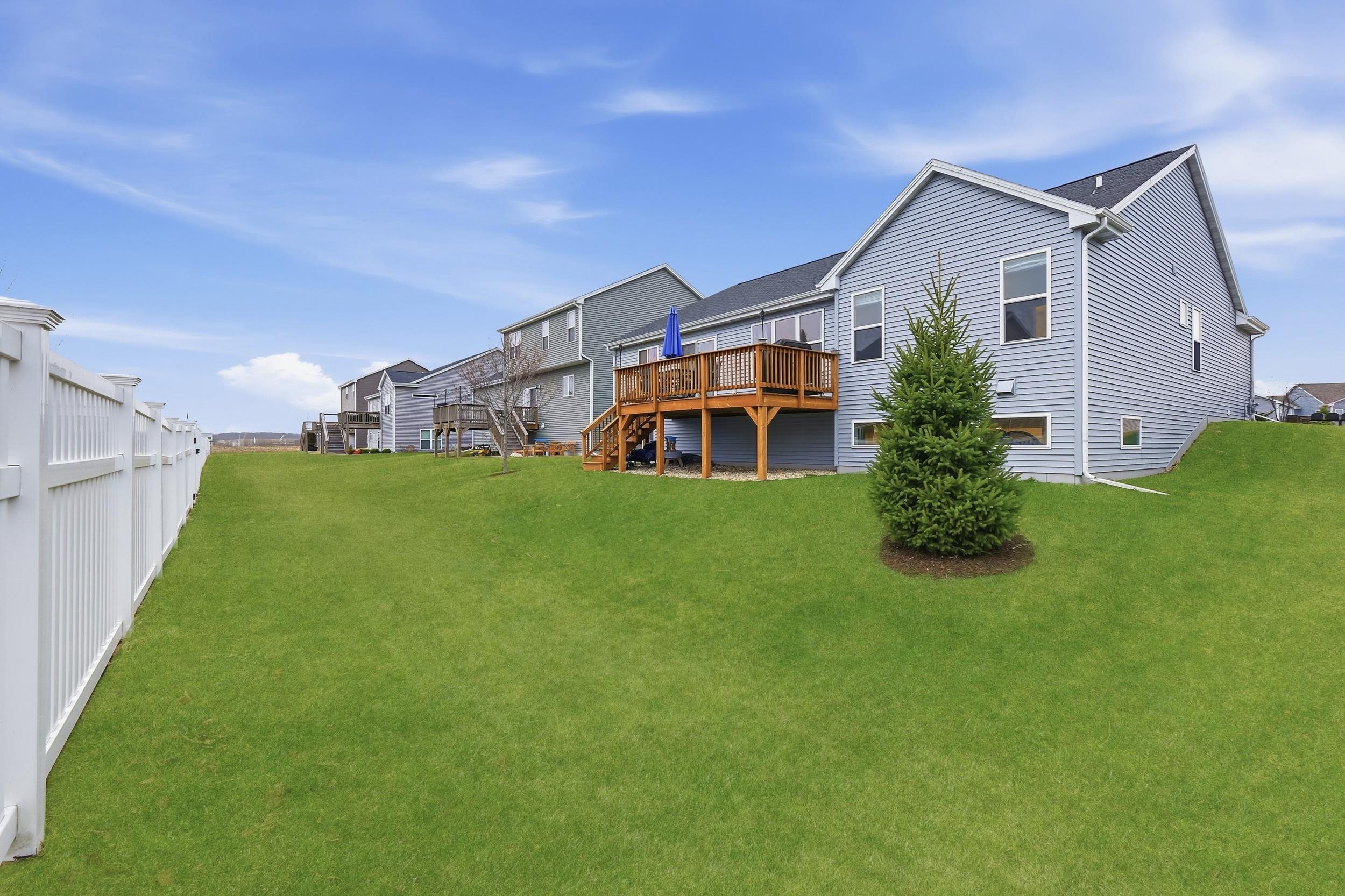 987 Griffin Way DeForest, WI 53532 - Photo 43 of 51